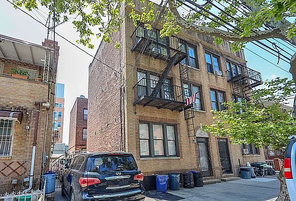 1st image of 930 59th St APT 6
