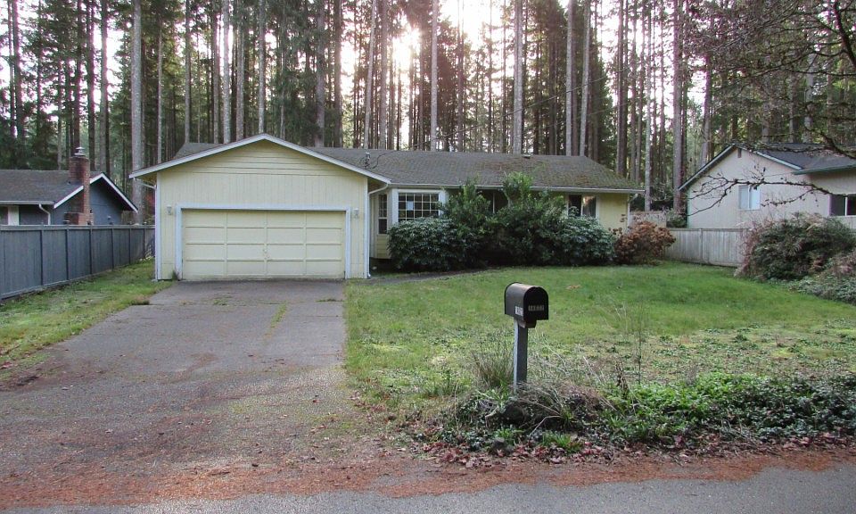 1st image of 14622 Aqua Dr NW