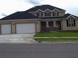 489 W 3450 N, Pleasant View, UT 84414