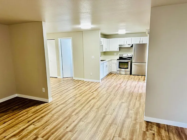 316 Choker St SE #1 — Photo 6