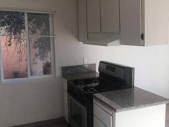 3rd image of 5229 El Camino Ave APT 4