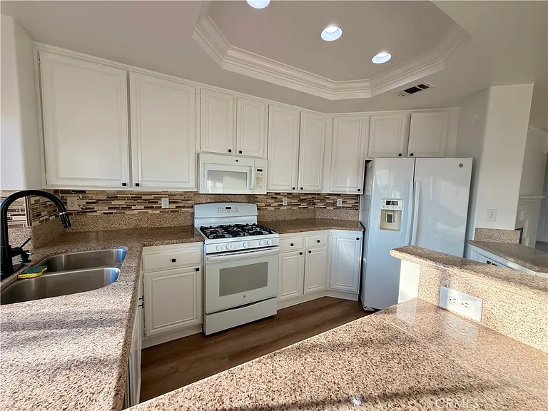 28723 La Siena — Photo 11