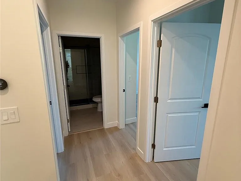 8603 Delco Ave — Photo 25