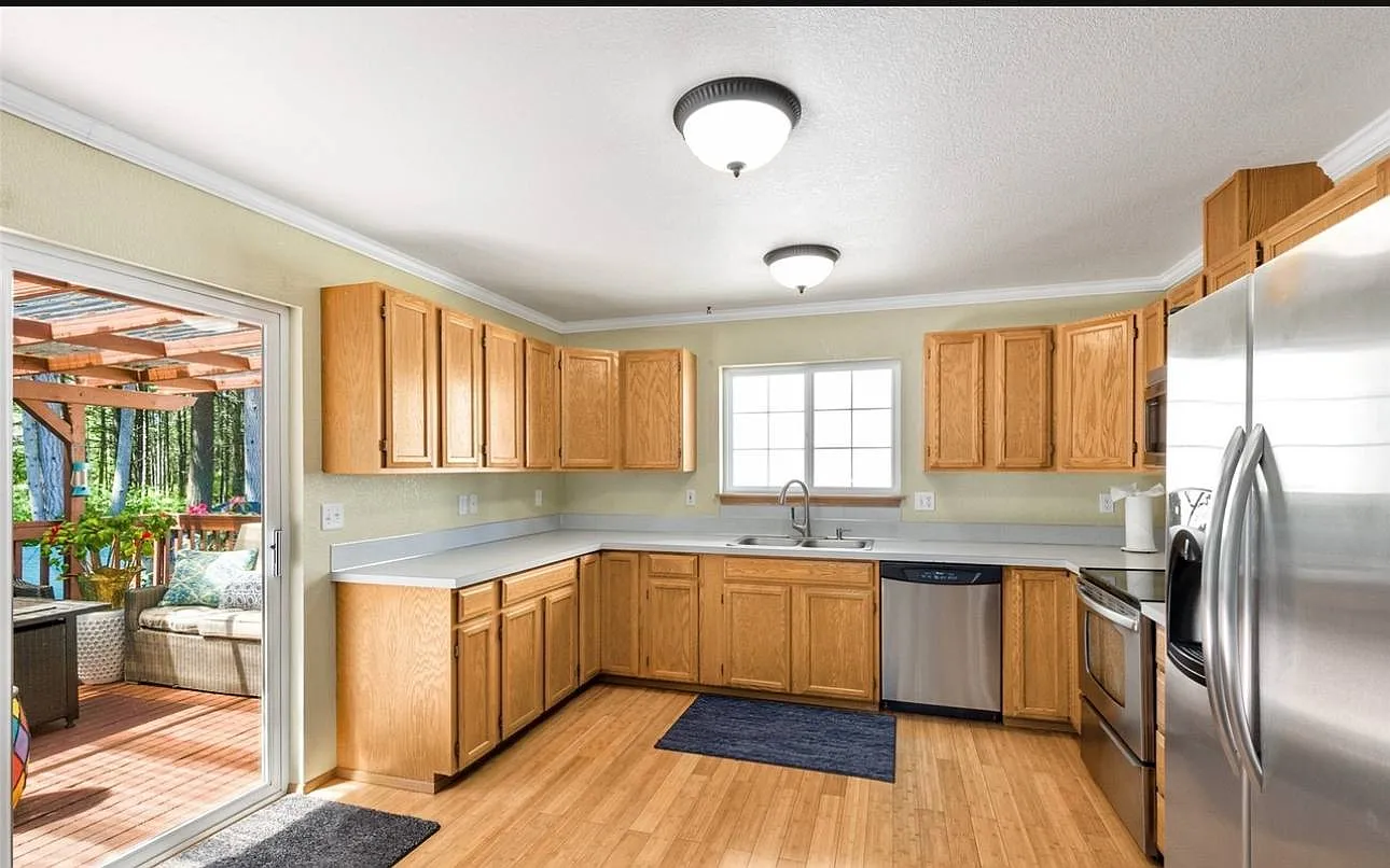 4831 Beverly Drive Northeast - 1 — Photo 4