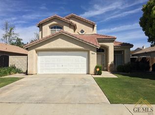 8318 Persimmon Dr, Bakersfield, CA 93311