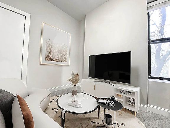 3rd image of 454 W 22nd St APT 2C