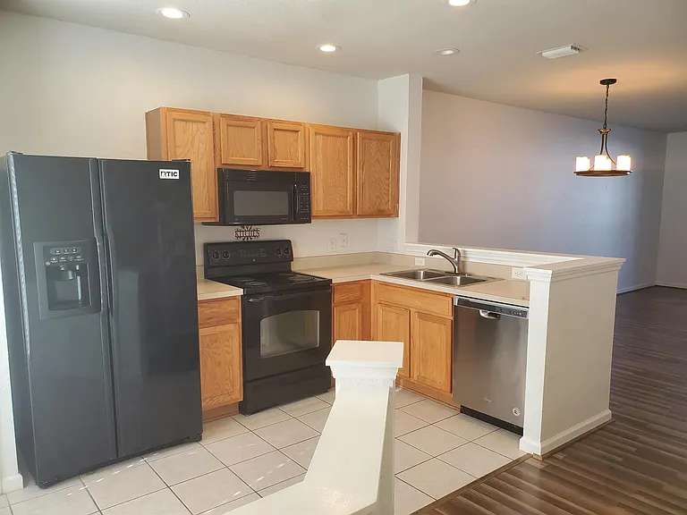 4480 SW 49th Ave #1 — Photo 3