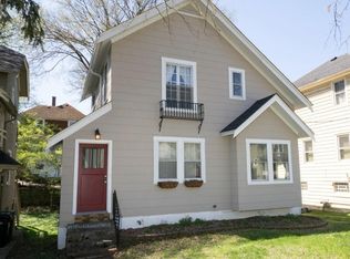 2563 Ridgeland Pl, Cincinnati, OH 45212