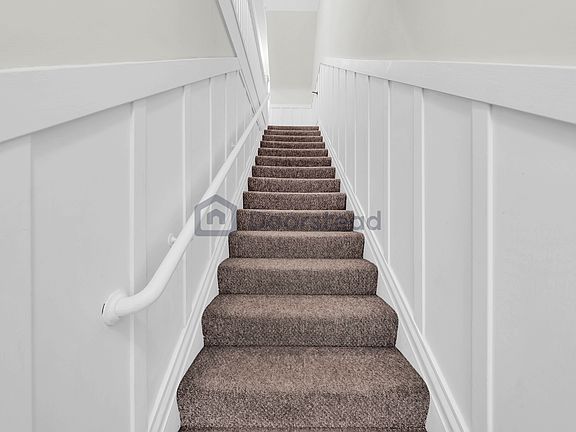 4th image of 1348 Broadway St