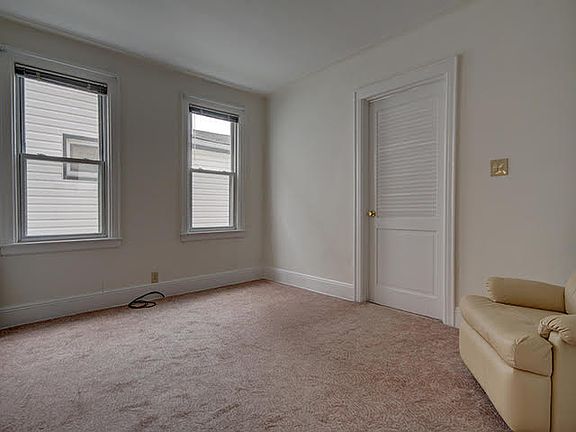 5th image of 9017 213th St