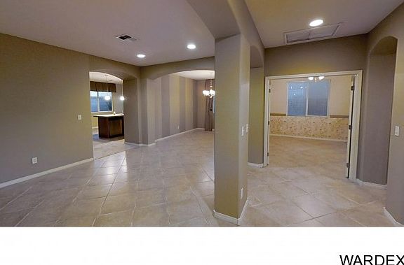 5th image of 521 McAlister Dr