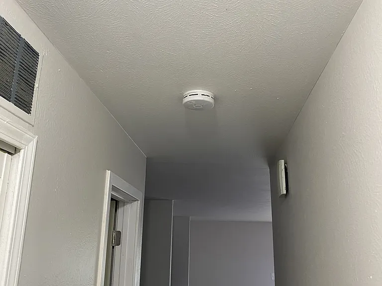1309 S Chambers Cir #D — Photo 8