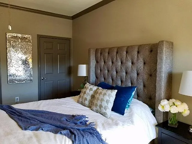 Oxford at Sonterra — Photo 19