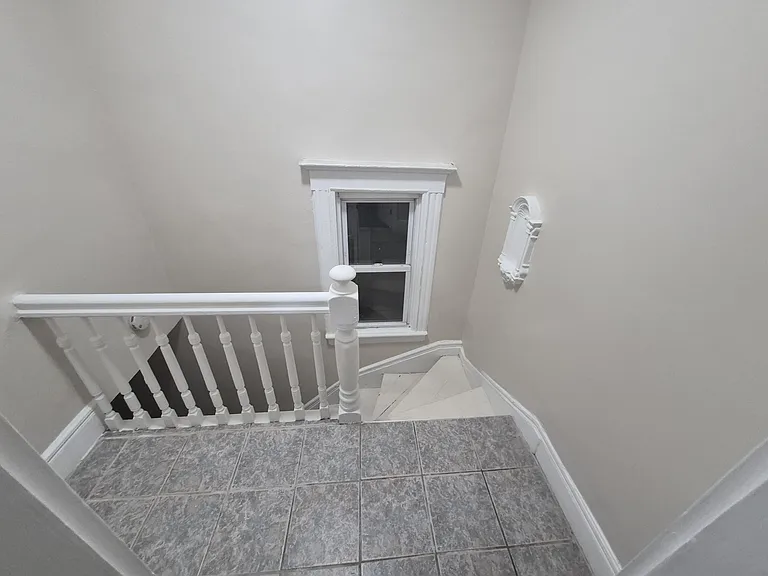 248 Grant Ave #2 — Photo 29