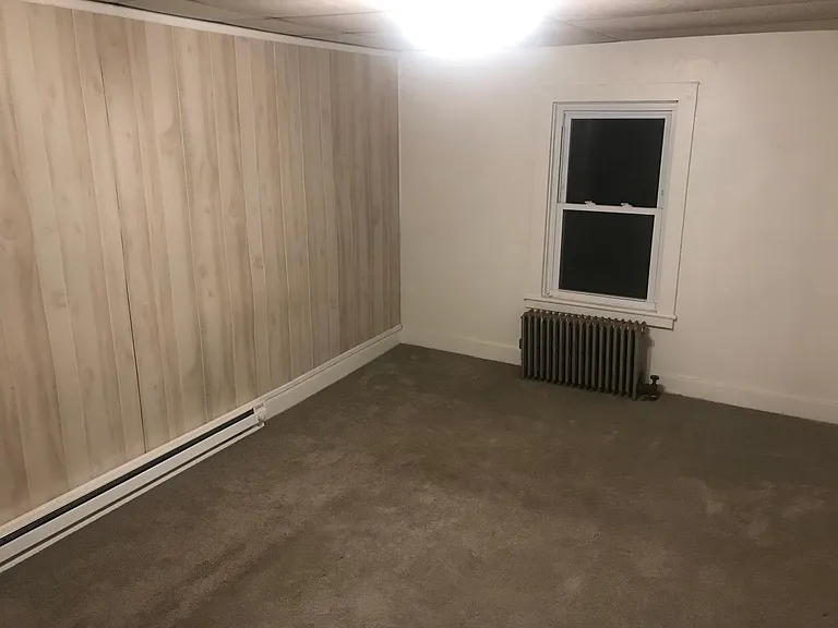 4 Maple Ave — Photo 9