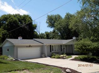 2806 35th Ave, Rock Island, IL 61201