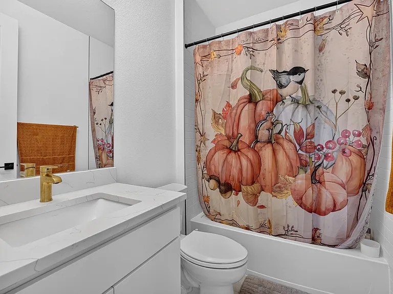 5868 Santa Cruz Point — Photo 42