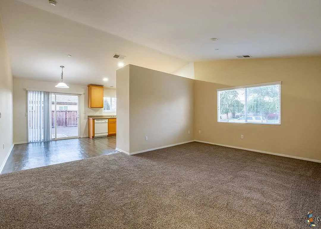 3007 Vajo Sta — Photo 1
