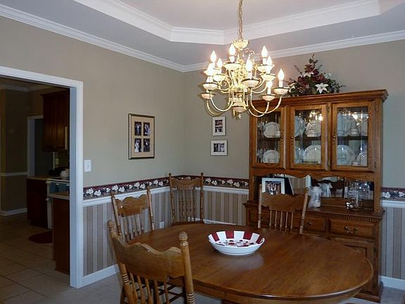 3rd image of 309 Bay Hill Ct