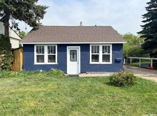 1072 110th St, North Battleford, SK S9A2H4