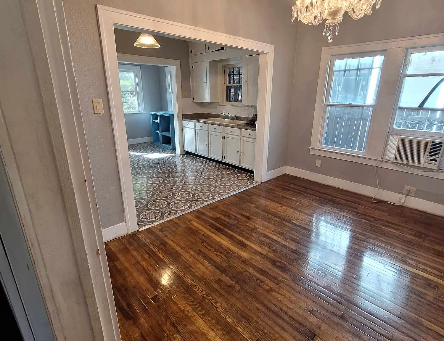 2 bed, 1325 sqft, $1,200 — Photo 3