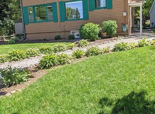 760 Glacier Rd, Pewaukee, WI 53072