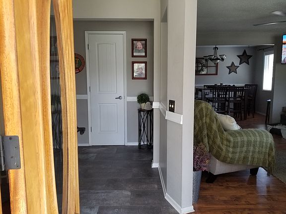 3rd image of 420 Columbia Ave