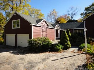 225 Barbourtown Rd, Collinsville, CT 06019