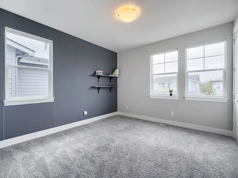 23641 SE 269th Ct — Photo 16