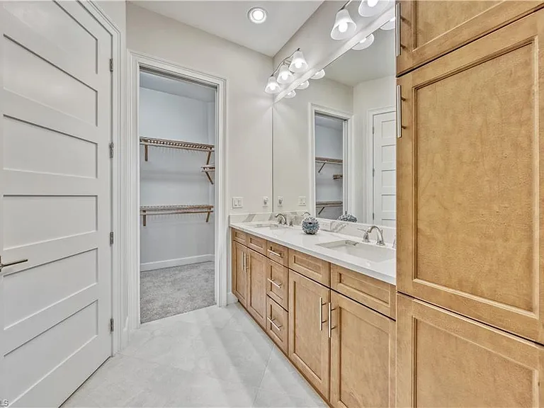 6421 Carnival Rd — Photo 18