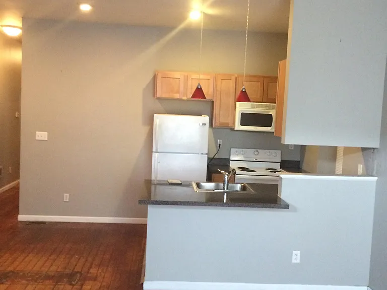 2235 Indiana Ave #2 — Photo 19
