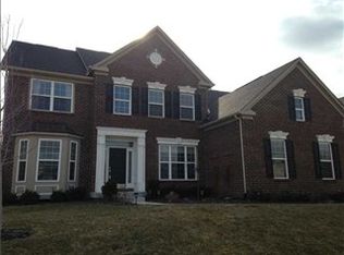 2539 Twin Lakes Dr, Carmel, IN 46074