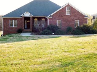 580 Stoney Ridge Rd, Winston Salem, NC 27107