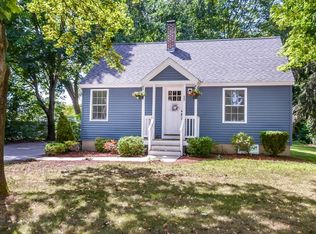 89 Lee St, Tewksbury, MA 01876