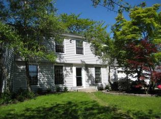 213 Woodbine Dr, Marlton, NJ 08053