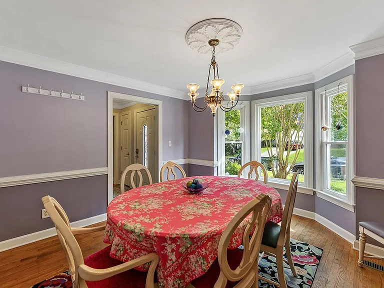 303 Cary Pines Dr — Photo 3