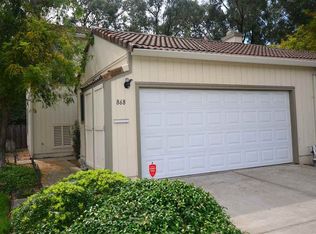 868 Valley Run, Hercules, CA 94547