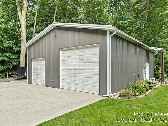 4th image of 7636 W Birch Ln