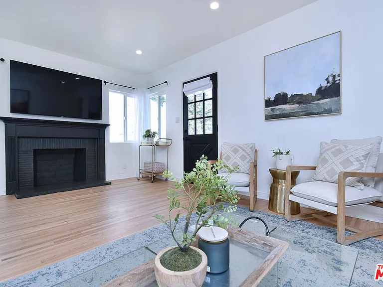 6167 Costello Ave — Photo 13