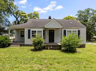 3 Staunton Bridge Rd, Greenville, SC 29611