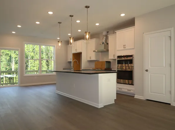 2941 Richardson Rd, Apex, NC 27502