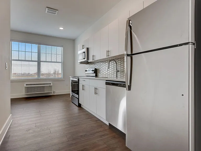 Meridia Garfield 848 — Photo 20