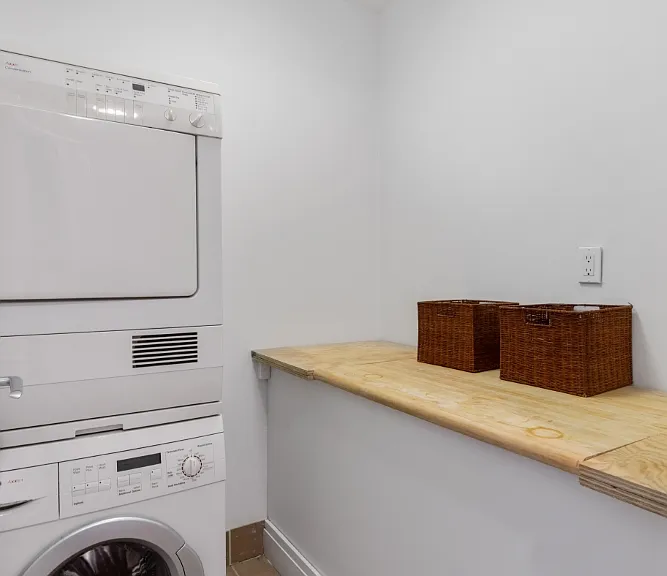 545 W 110th St #2F — Photo 7