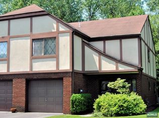 34 Palisade Ave, Cresskill, NJ 07626