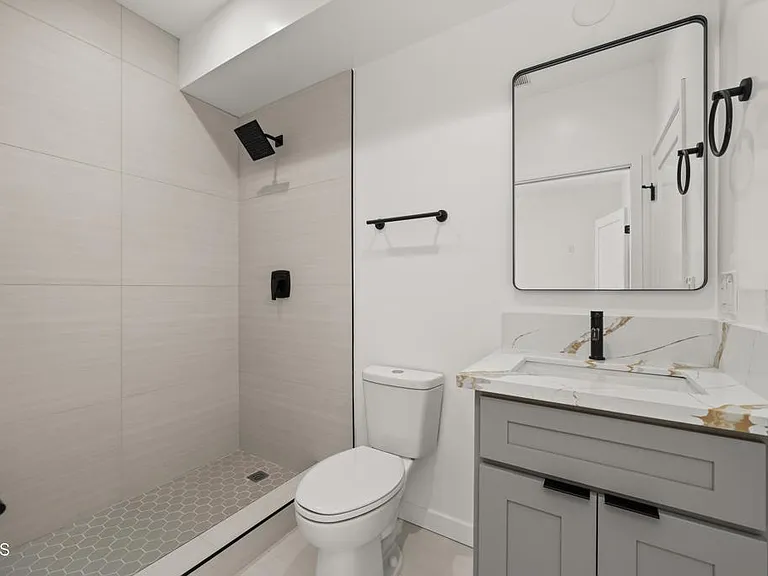 3564 N Eagle Rock Blvd #1 — Photo 20