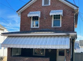 528 Roup St, Tarentum, PA 15084