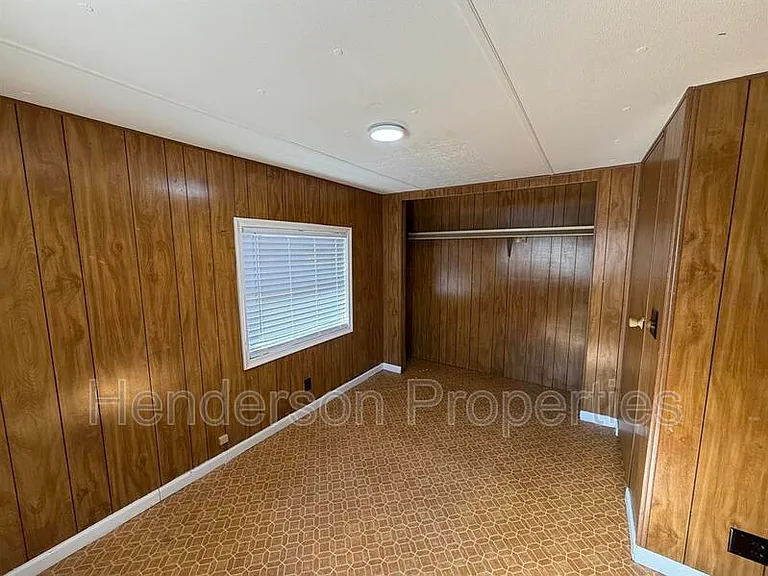 733 Indian Hill Rd — Photo 5
