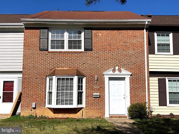 2nd image of 309 Ellery Ct