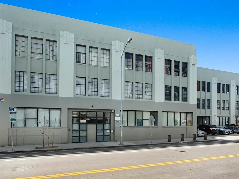 RiverFront live - Work Lofts — Photo 68