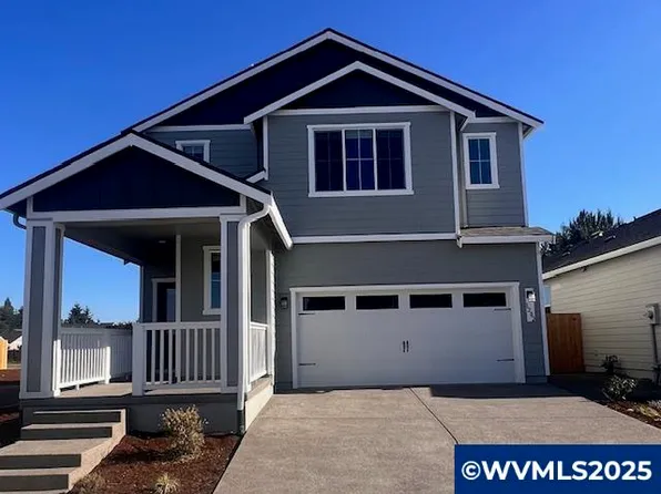 1202 Parkside Ave, Woodburn, OR 97071